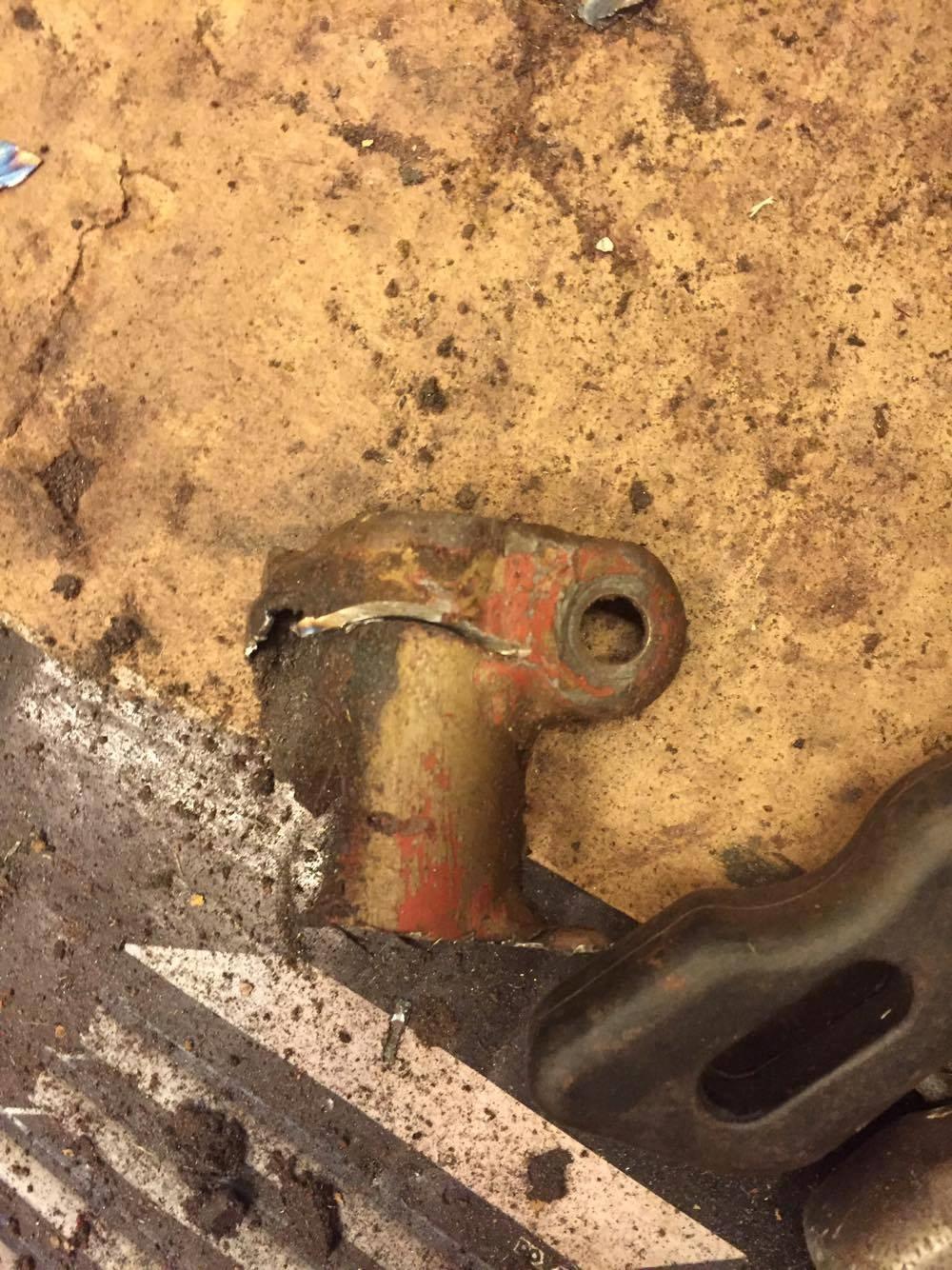 Husqvarna 118cc "Rödmyra"  - Det gamle skæve beslag. billede 65