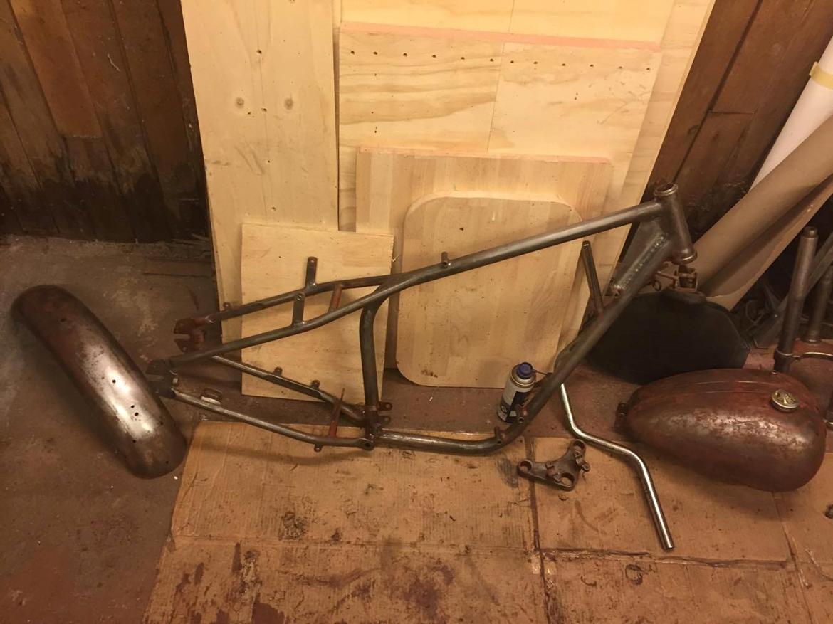 Husqvarna 118cc "Rödmyra"  - LANGT mere effektivt. Fornøjelse. Nu skal de bare have en gang endnu, så er der rent metal. billede 68