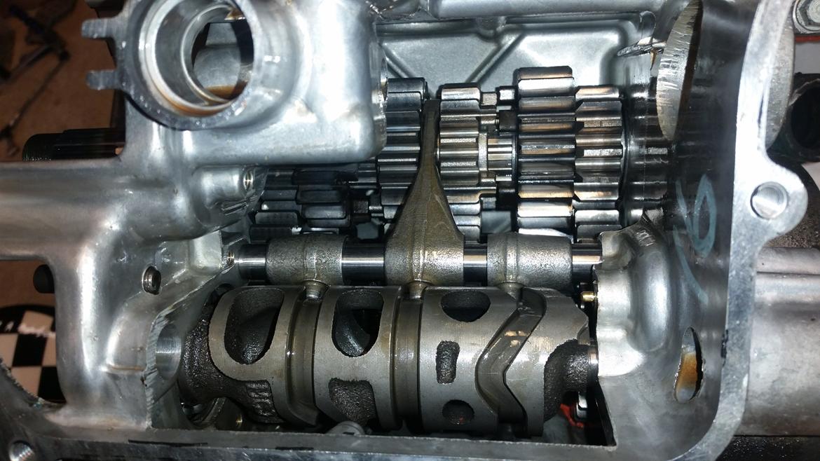 Motor / gearkasse skift af CBR 929 / 954 billede 26