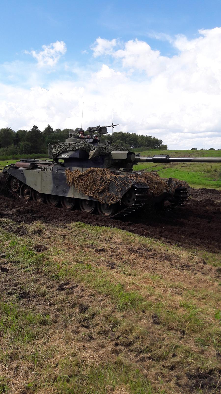 classic military show i Finderup - ræs med stor " vogn " billede 5