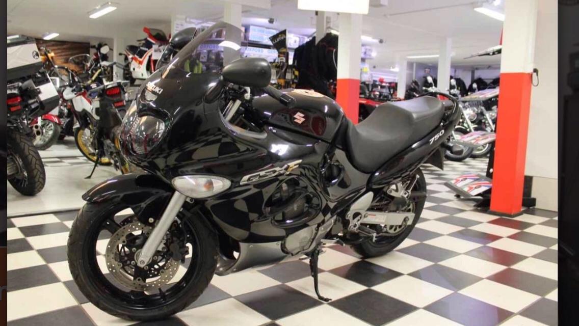 Suzuki GSX 750 f 2007  ( solgt ) billede 4