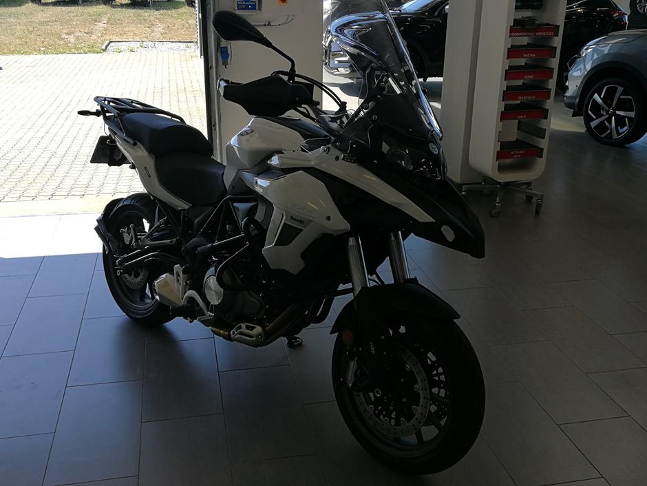Benelli trk 502
