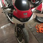 Yamaha fzr 1000 exup