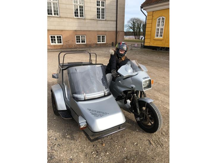 {{currentPhoto.altText}} billede {{currentPhoto.number}}