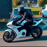 Yamaha Yzf R6