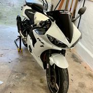 Yamaha Yzf R6
