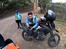 Mellemamerika, KTM 690 Enduro R - . . . . . . . . . . . . . . . . . . . . . . .  . . . . . . . . .   Han tager mit kørekort og fortæller, at jeg har overtrådt flere regler. Min strategi er at spille dum turist og jeg spørger ham tilsidst, om han kan hjælpe mig videre. Politiet er super korrupte. Den kvindelige betjent virker dog pinligt berørt og vil ikke deltage.