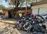 Mellemamerika, KTM 690 Enduro R - . . . . . . . . . . . . . . . . . . . . . . .  . . . . . . . . .Jeg når godt halvvejs til grænsen da olielampen kommer på. Motortemperaturen er normal, så mit gæt er, at den mangler olie. Det nærmeste værksted er kun nogle hundrede meter nede af gaden.