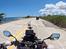 Filippinerne. Honda CB500X. -    Highway 1 i vandkanten.