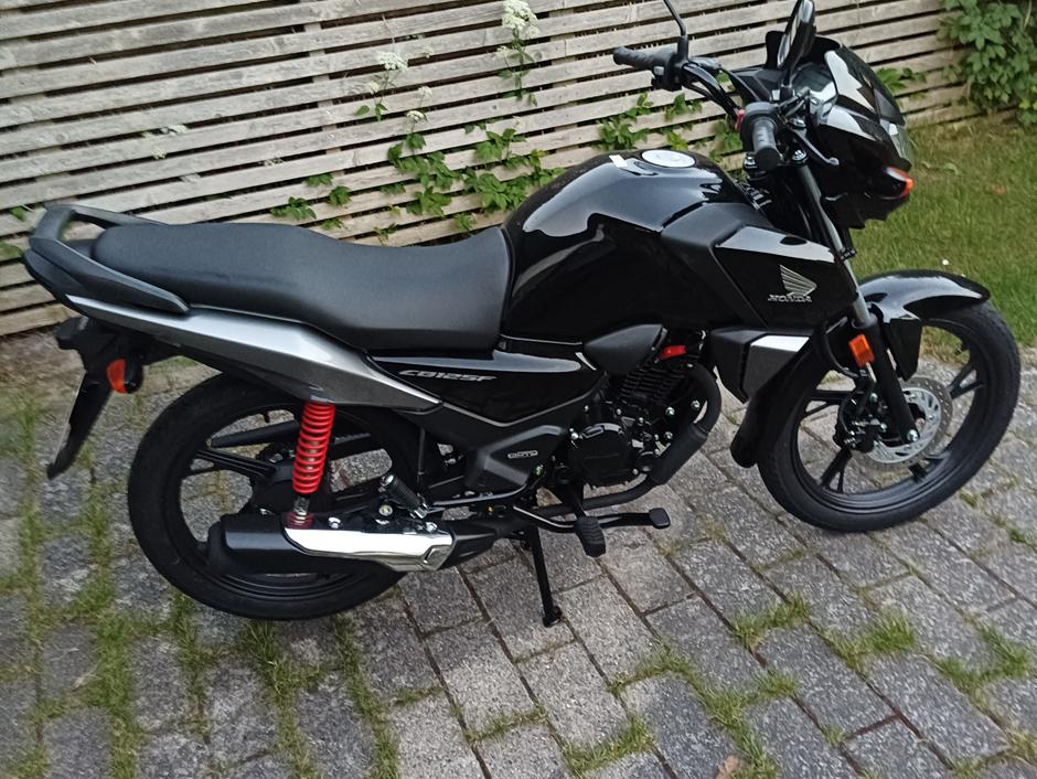 Honda CB 125 F