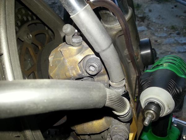 Bremsekaliber umbraco bolt sidder fast :(