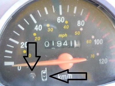 Rød Diode og underligt symbol