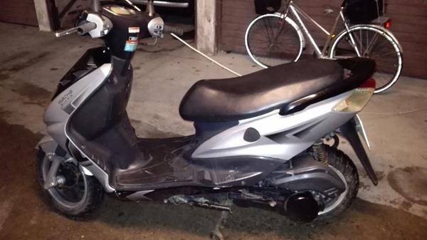 Stjålet mc scooter i 8200