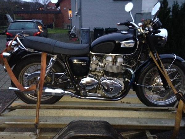 Triumph Bonneville T100 - Fede dele, hvor?