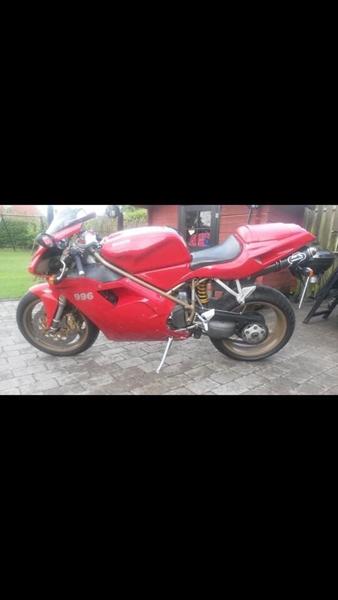 Rød Ducati stjålet - Brabrand