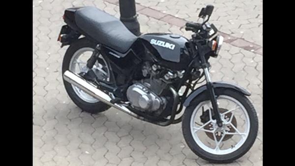 Dæmpe udstødningen