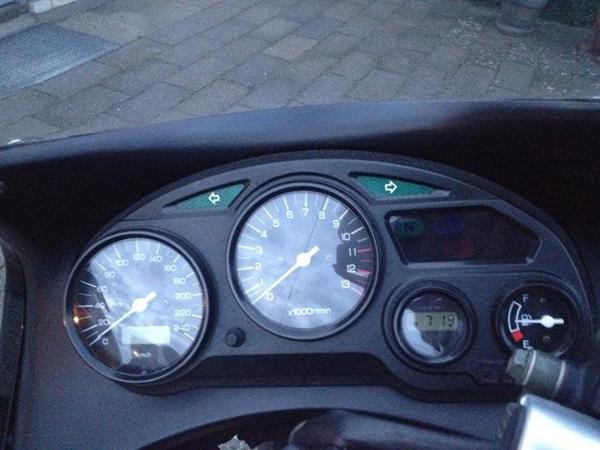 Søger ur til suzuki gsx 