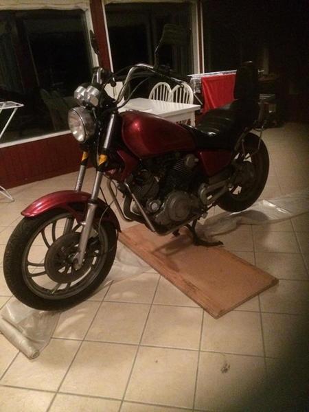 Salg af Yamaha XV 750 Virago