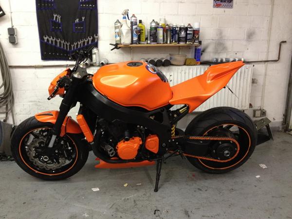 Hvad hedder den bagende/sædeunit ? 