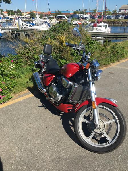 El på Honda vf 700 super Magna 