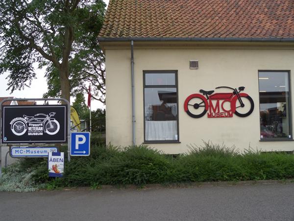 Skærtorsdag, Åbning af Motorcykelmuseet og Årets Motorcykler i STUBBEKØBING Motorcyklernes Hjemby