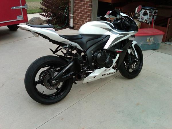 CBR600RR PC40 