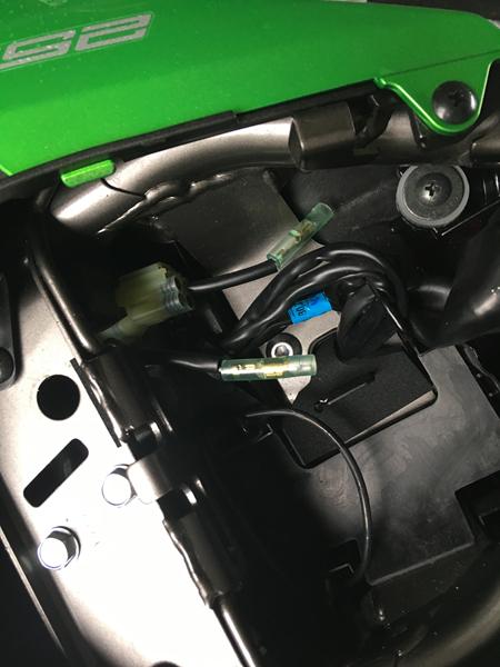 Løse ledninger på Kawasaki
