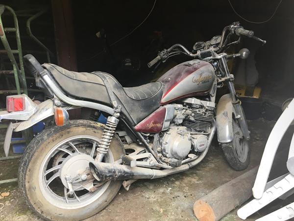 Identificering af et gammel Yamaha special fund. 