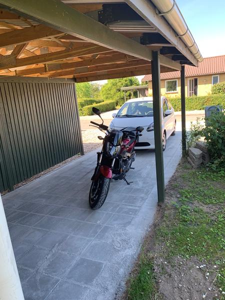 Nyt underlag i carport