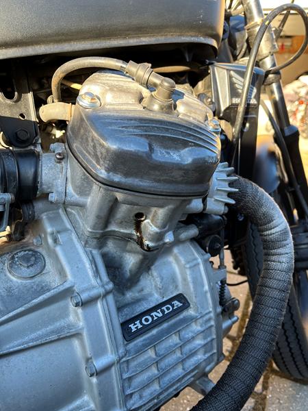 Topstykke olielæk / CX500