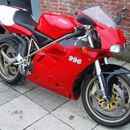 Ducati 996