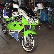 Kawasaki zxr 750