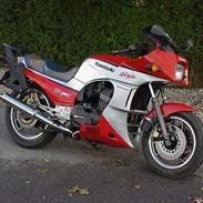 Kawasaki gpz900r ninja
