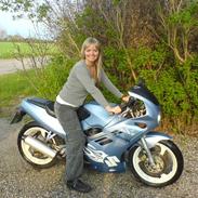 Suzuki gsx-R 250