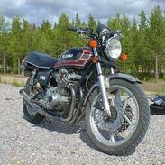 Suzuki GS 1000
