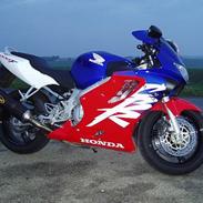 Honda CBR 600 F4 (Hjørring)