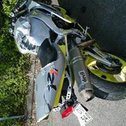 Yamaha YZF R1(R71)