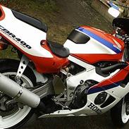 Honda CBR 400 RR FireBlade RIP