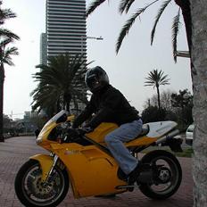 Ducati 748S