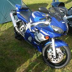 Yamaha YZF R6