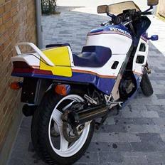 Honda VFR750F *SOLGT*