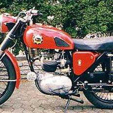 BSA B40 (solgt) 