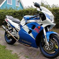 Suzuki GSX 1100 RW