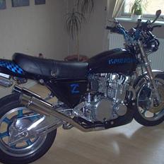 Kawasaki z 900