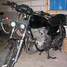 Yamaha xj 550