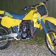Suzuki RM (crosser)