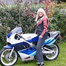 Suzuki GSX-R 400 RR SP