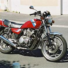 Yamaha XJ 550