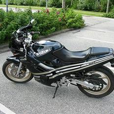 Suzuki GSX-R250 (SOLGT)