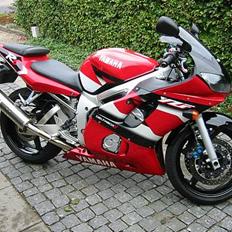 Yamaha YZF R6